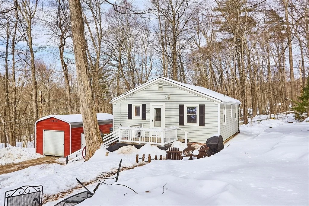 Photo of 72 Amherst Rd
