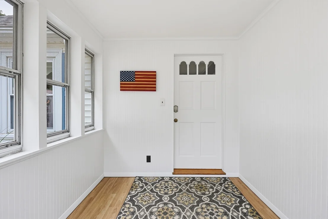 Photo of 24 Oak St