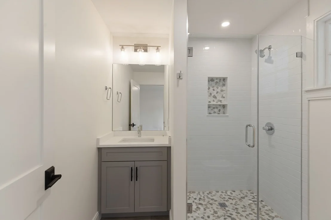 Photo of 472 Summer Avenue