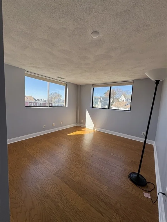 Photo of Unit 408 at 205 Ferry St