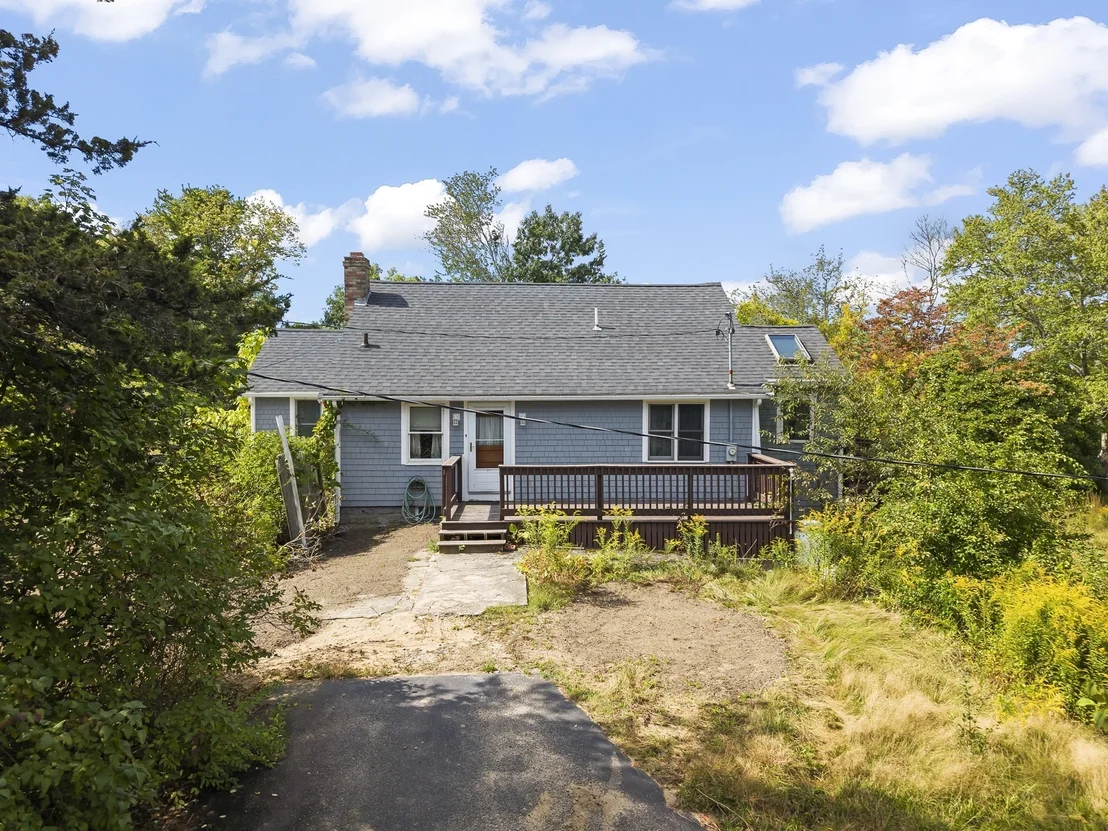 Photo of 2576 Cranberry Hwy