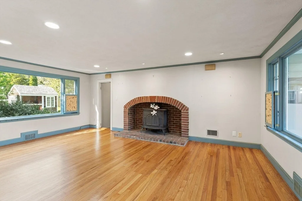 Photo of 4 Strout Ave
