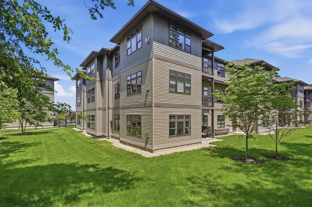 Photo of Unit 113 at 11 Executive Drive