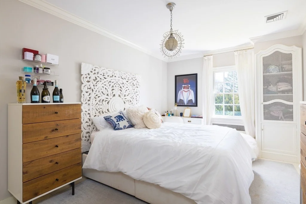 Photo of 40 Singletree Rd