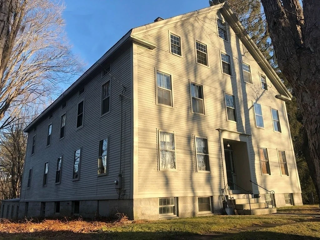 Photo of 78 Shaker Rd