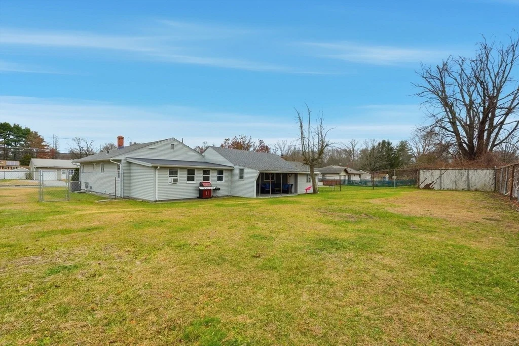 Photo of 30 Jerilis Dr