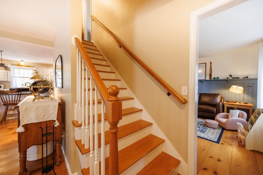 Photo of 15 Oak Dr