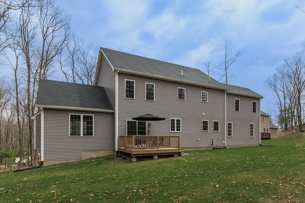 Photo of 31 Oriole Dr