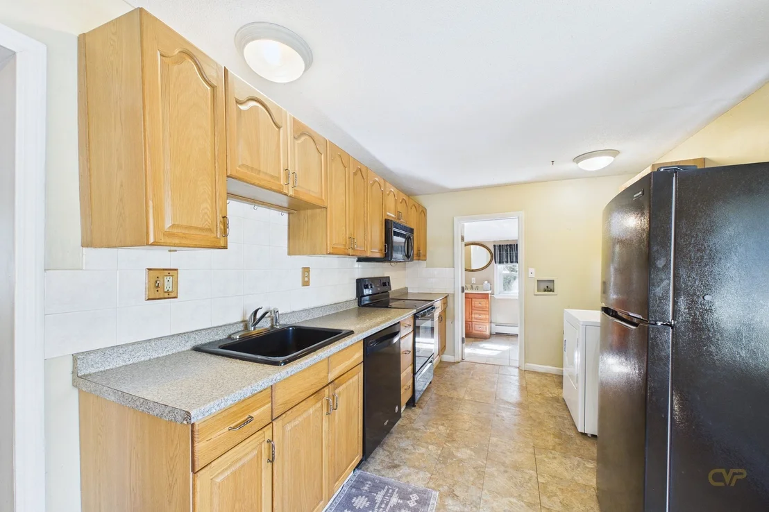 Photo of 7 Bayview Ave