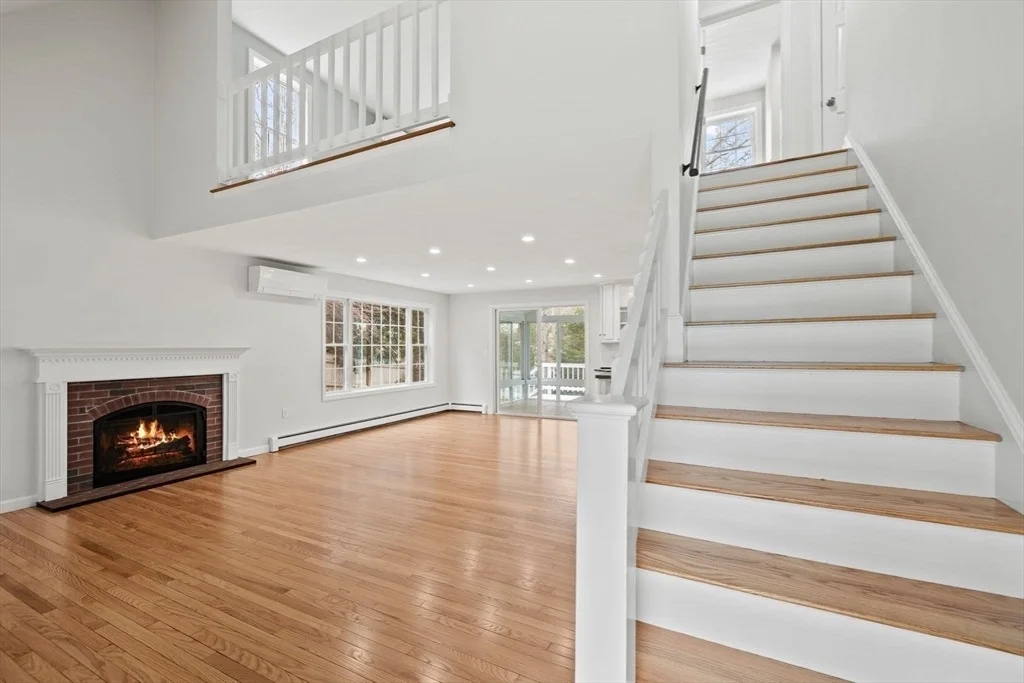 Photo of 83 Pond Circle