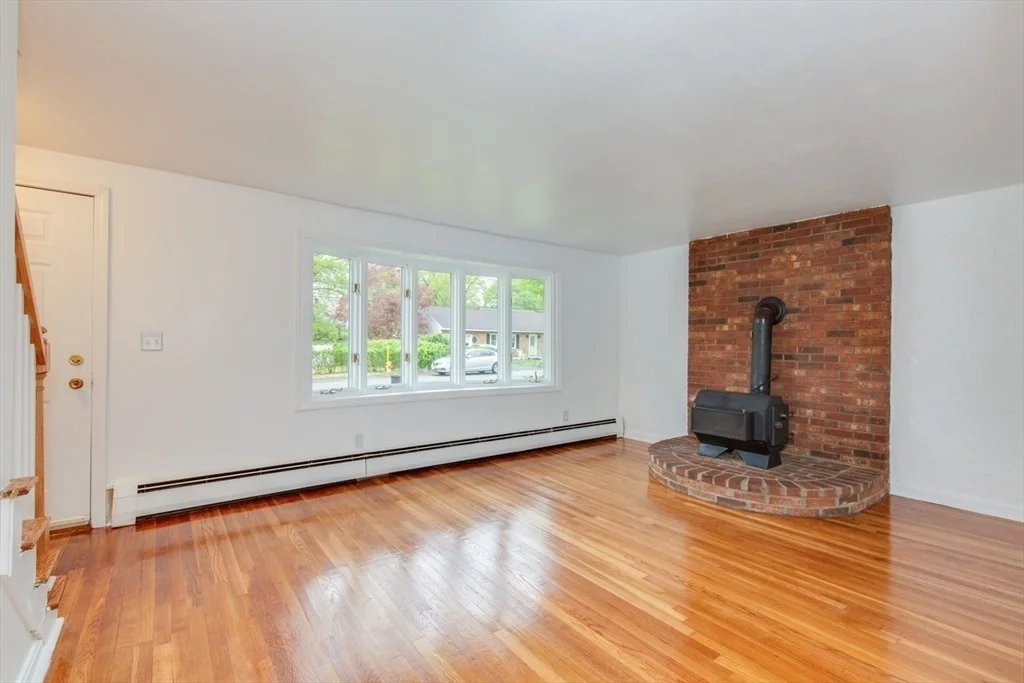 Photo of 28 Mckenney Cir