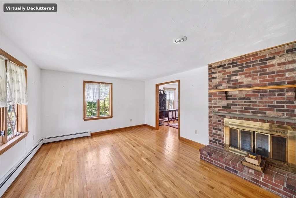 Photo of 48 Ichabod Ln