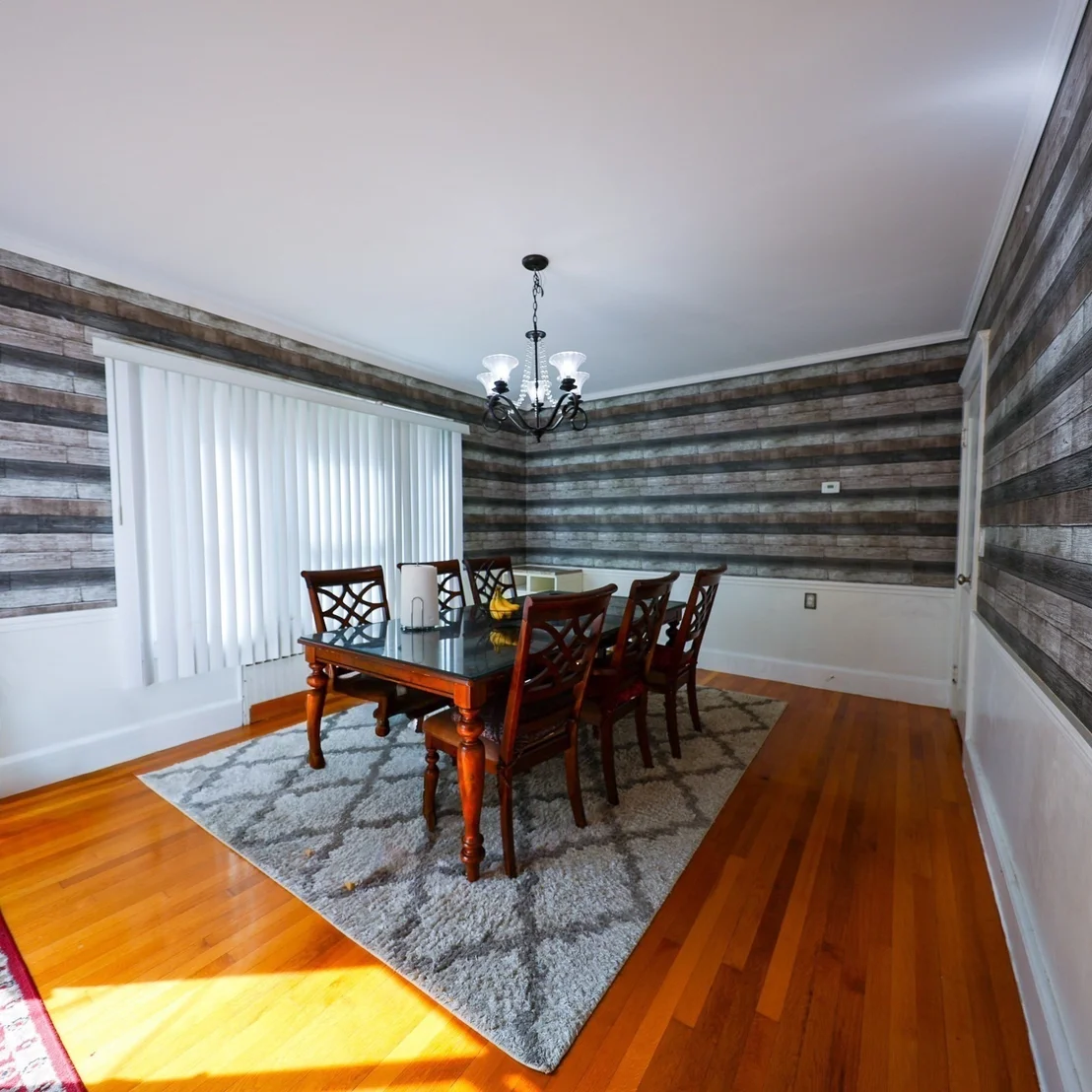 Photo of 374 Pine St