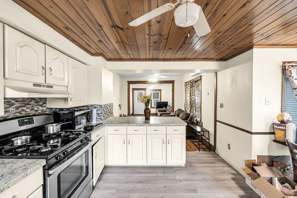 Photo of 17 Oak St