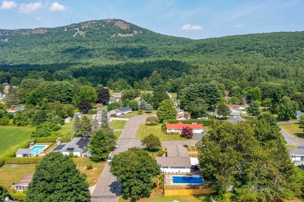 Photo of 9 Sandra Rd