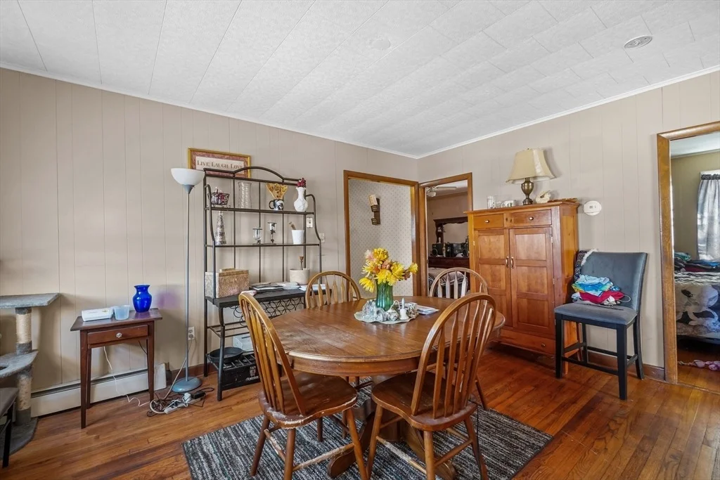 Photo of 284 Broadway