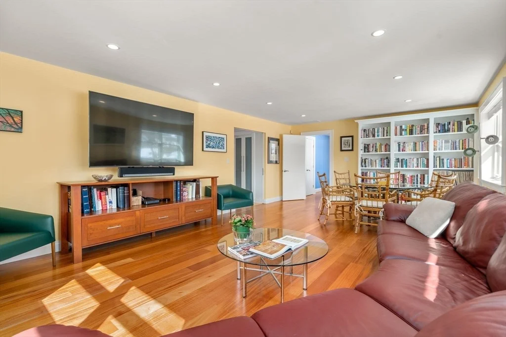 Photo of 120 Crestview Road
