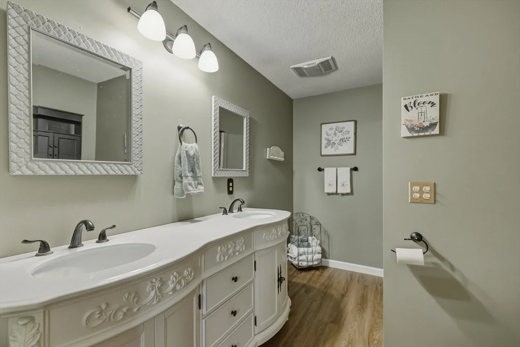 Photo of 7 Terry Ln