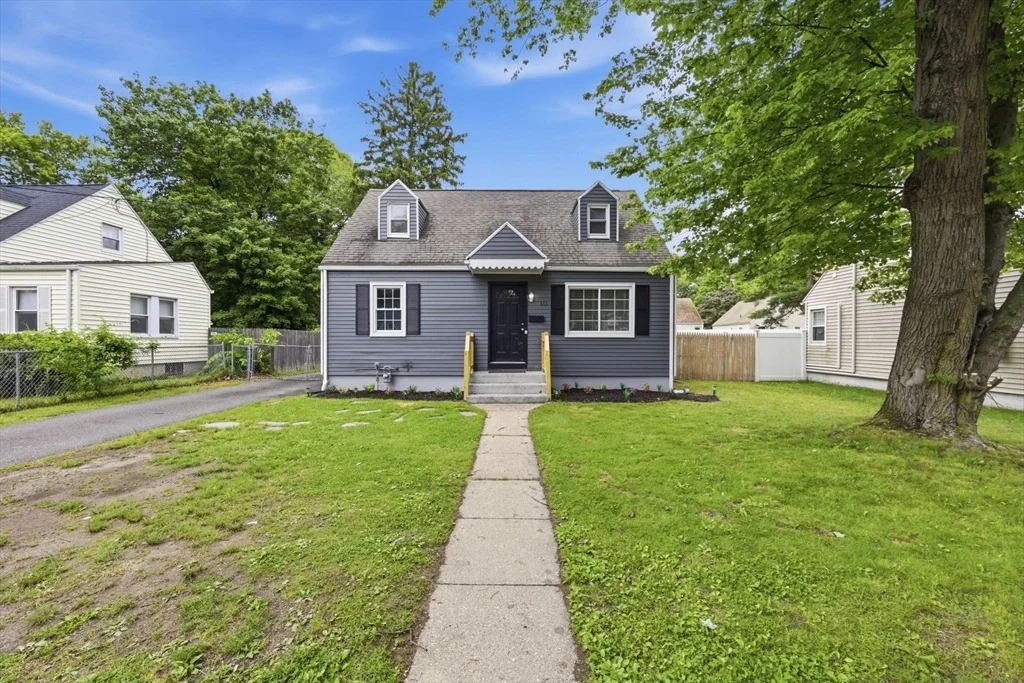 Photo of 111 Breckwood Blvd