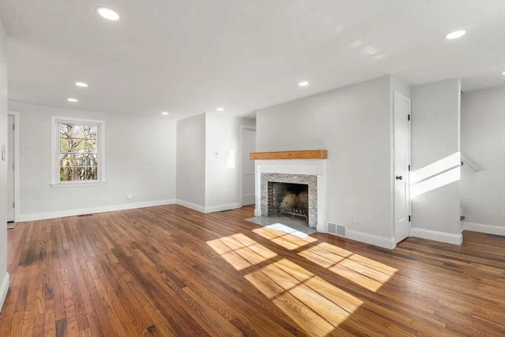 Photo of 48 Beeler Avenue