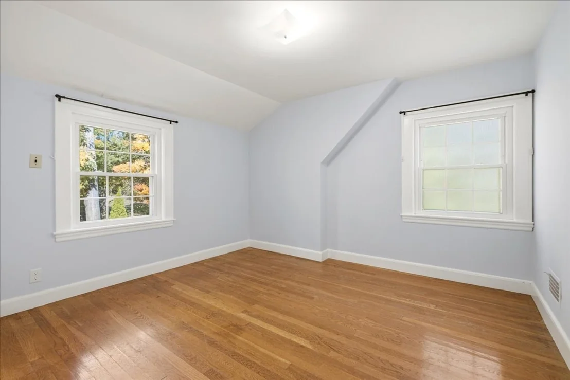 Photo of 77 Payson Rd