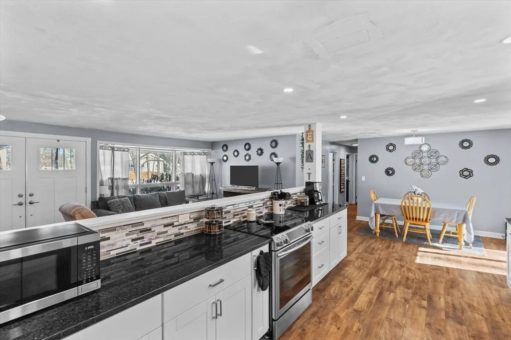 Photo of 11 Scott Dr
