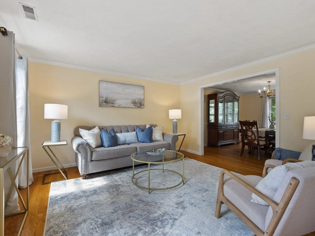 Photo of 48 Lexington Drive