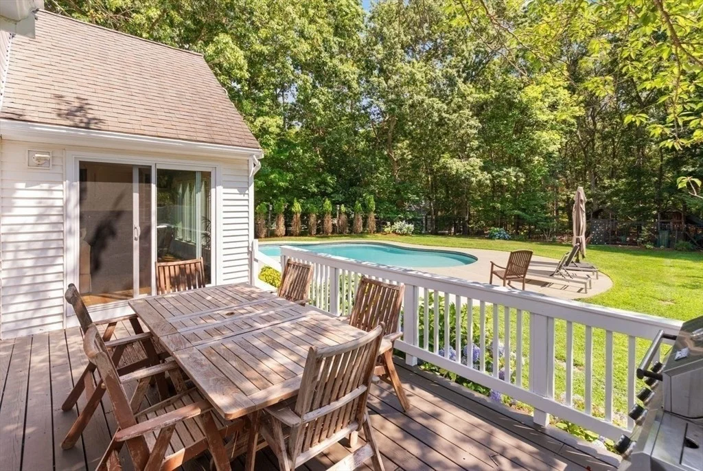 Photo of 48 Castle Dr