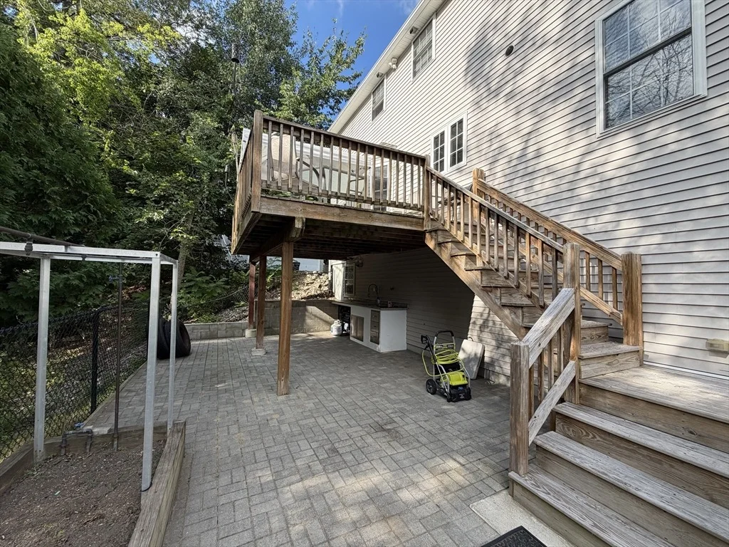 Photo of 25 Winston Cir