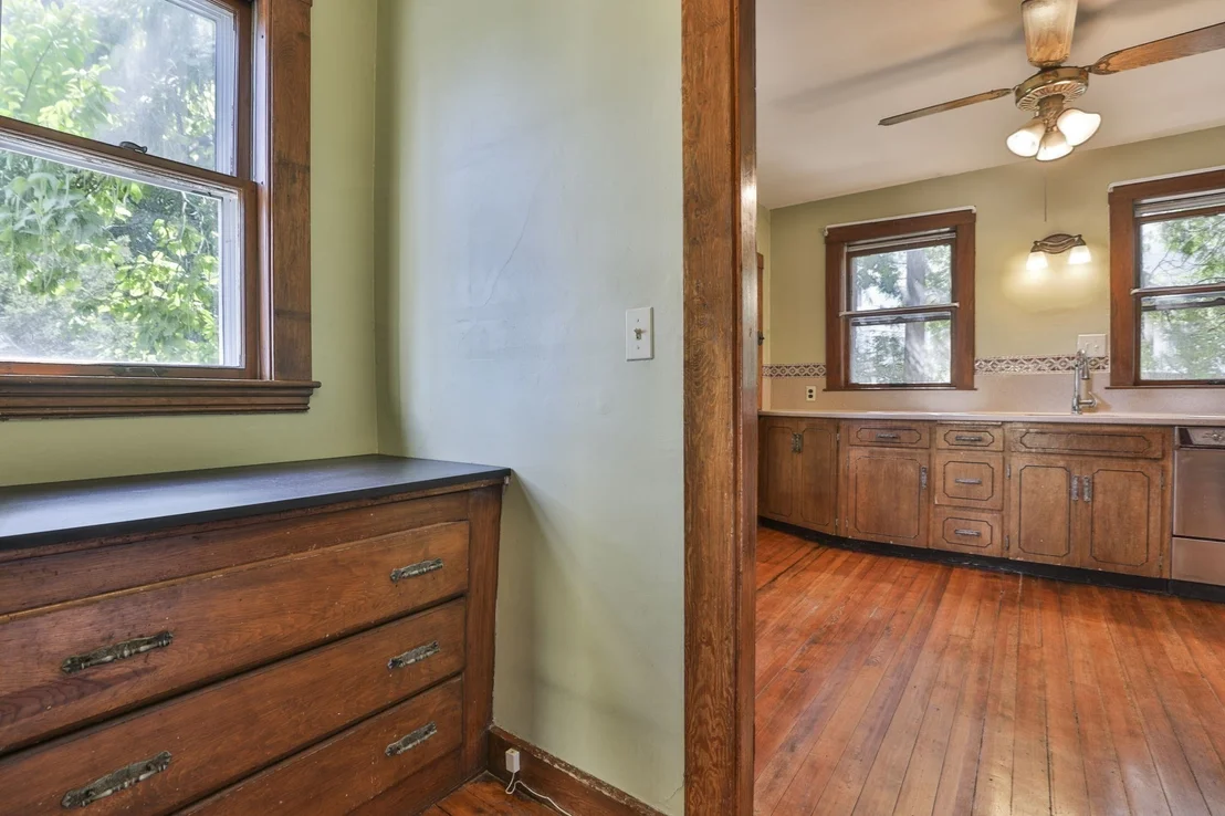 Photo of 61 Belcher Cir