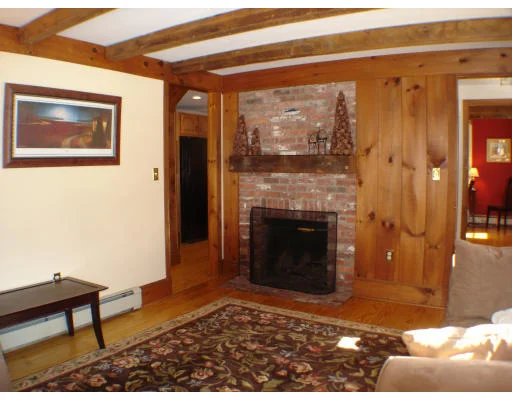 Photo of 10 Pleasant Street