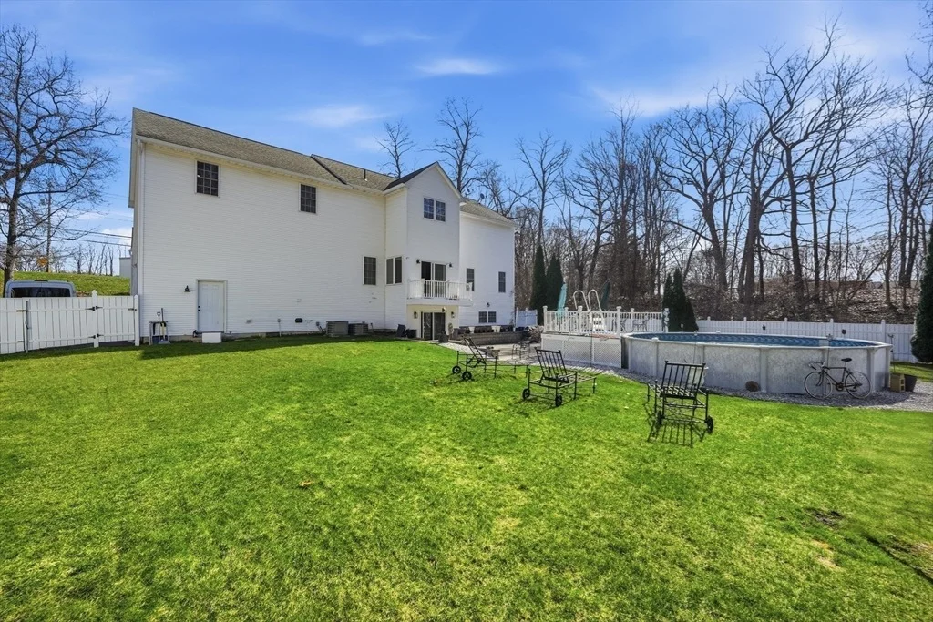 Photo of 239 Fuller Road