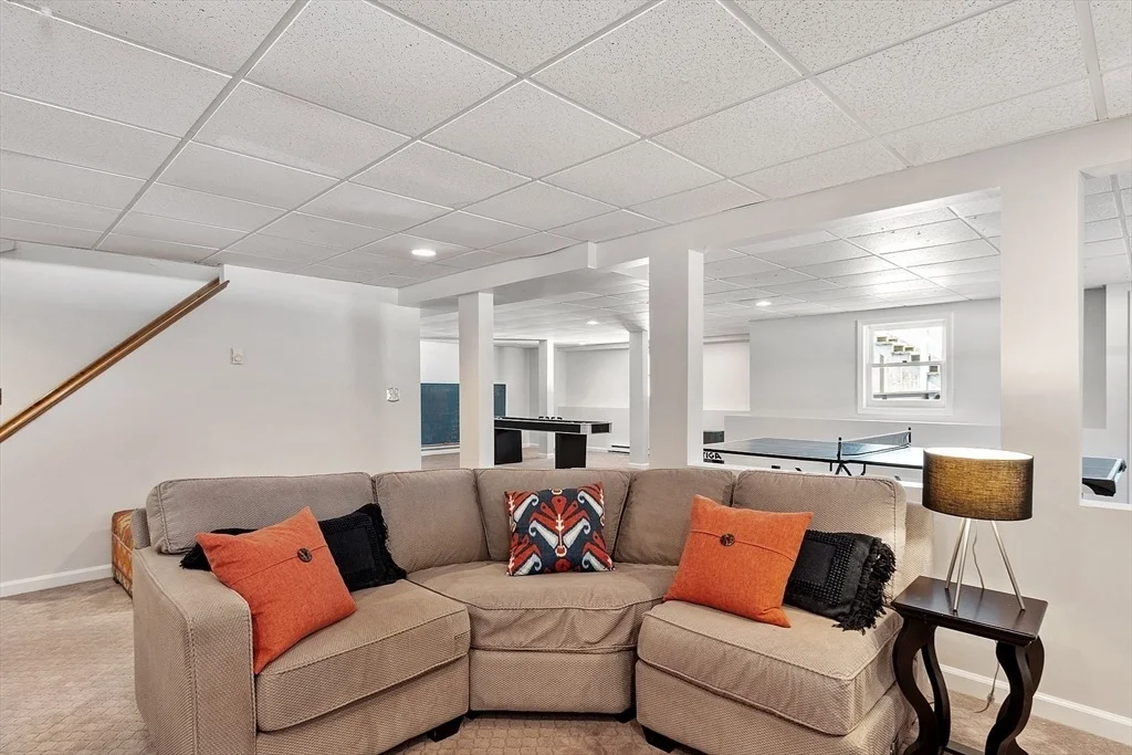 Photo of 7 Meadowbrook Cir