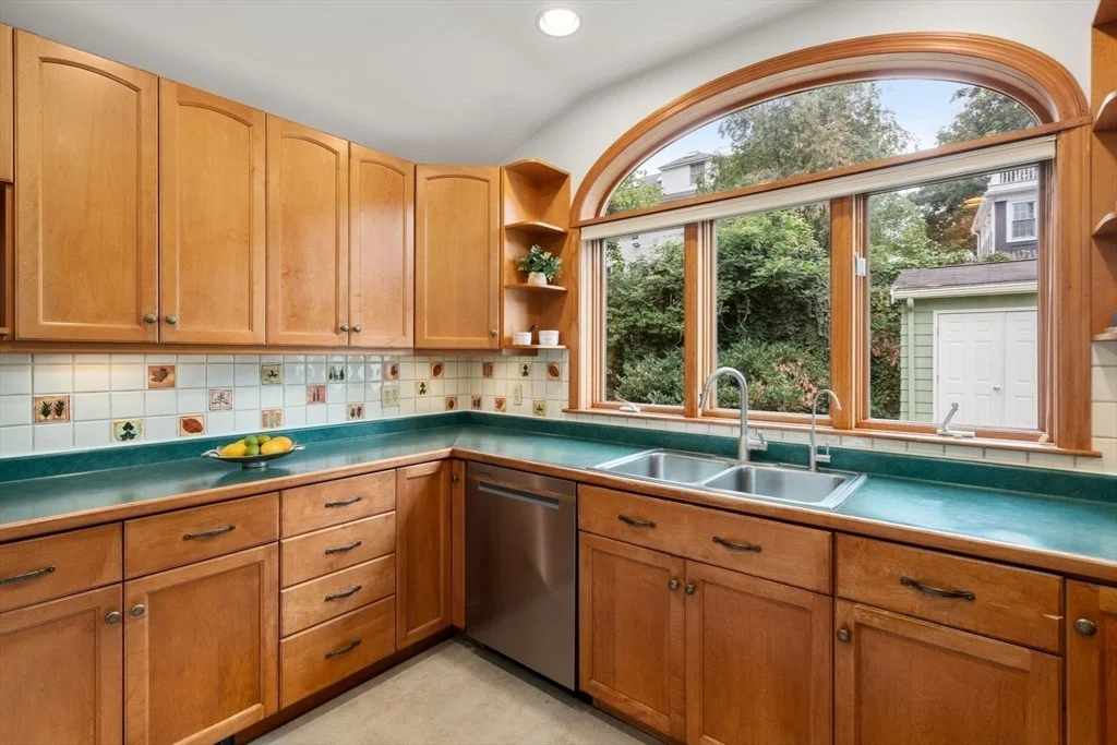 Photo of 74 Van Ness Road