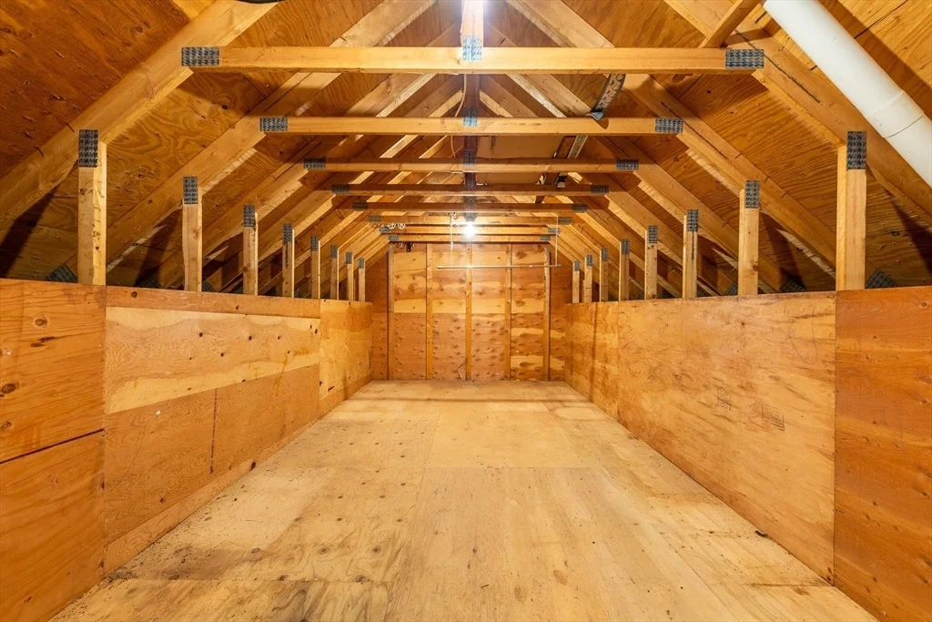 Photo of 71 Morgan Cir