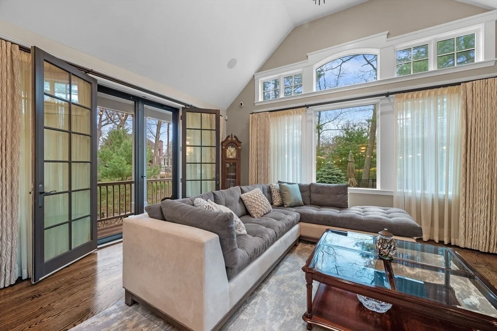 Photo of 24 Whitehall Cir
