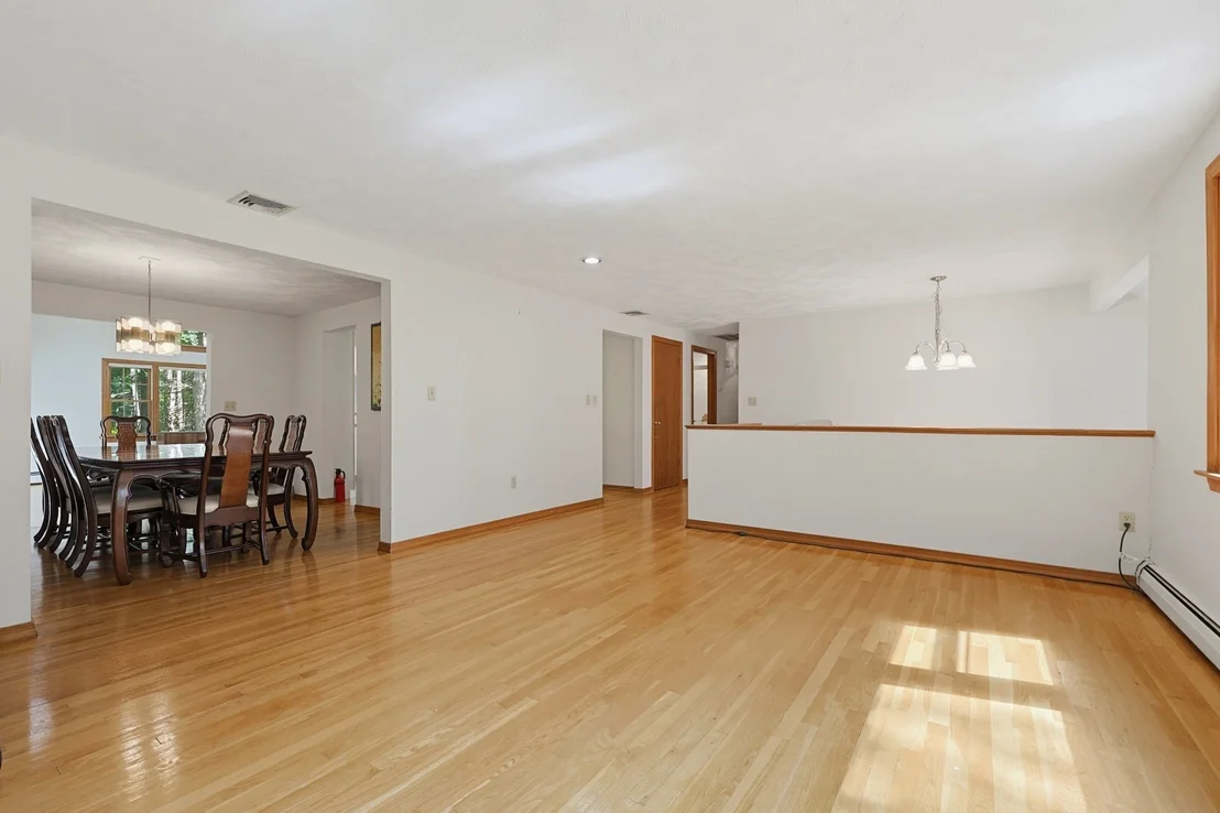 Photo of 109 Davis Road