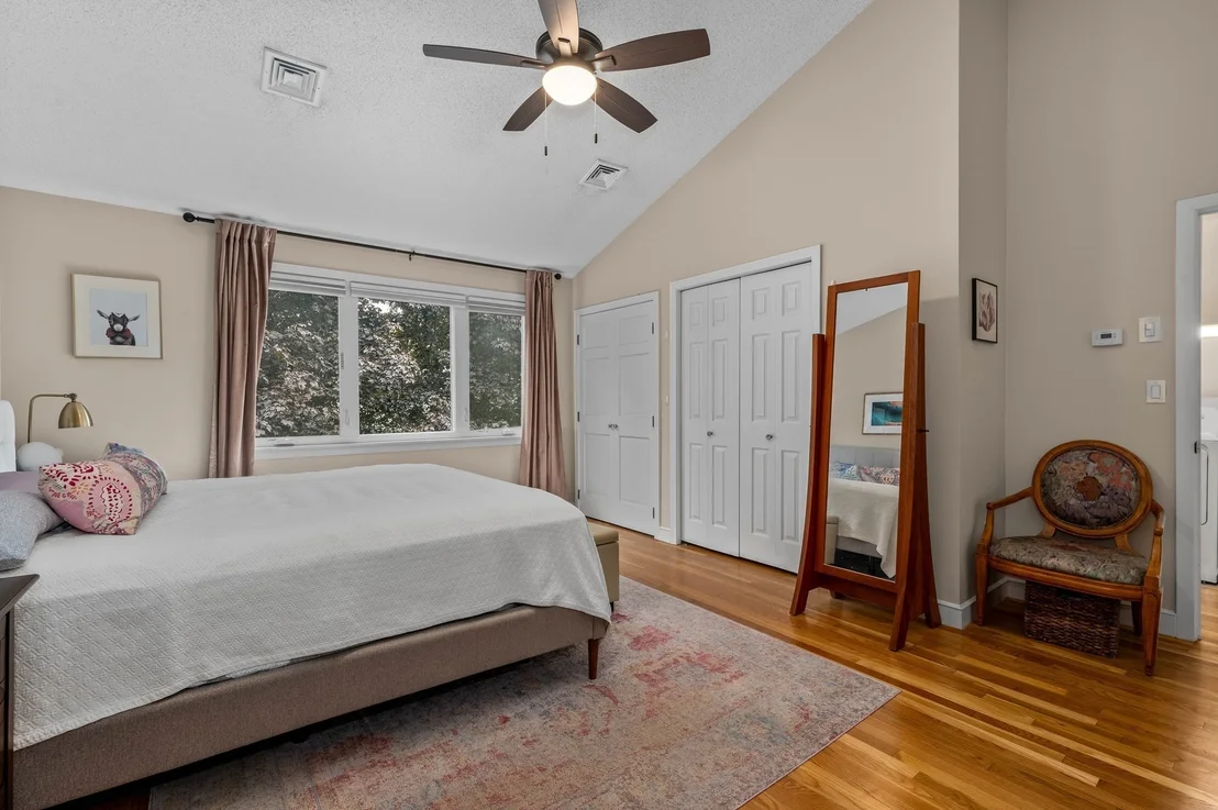 Photo of Unit A at 64 Maple St