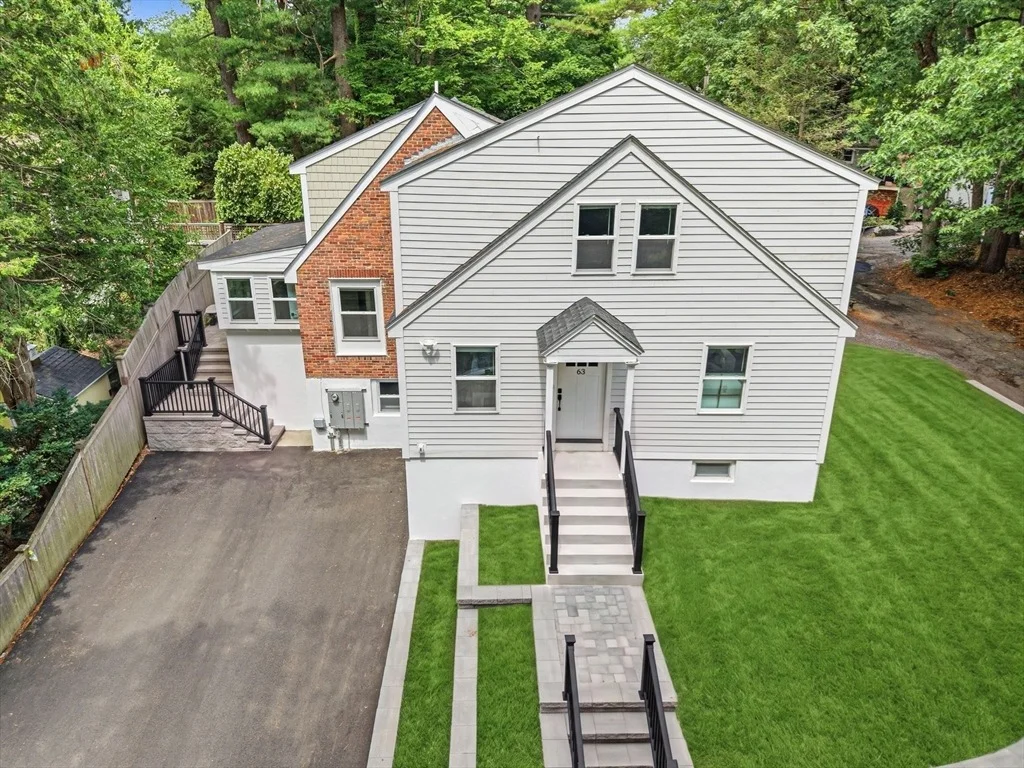 Photo of 63 Russell Rd