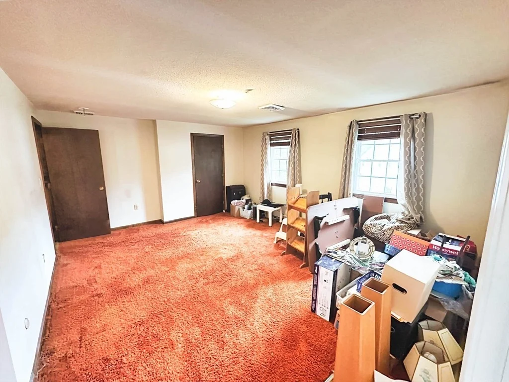 Photo of 35 Sevoian Dr