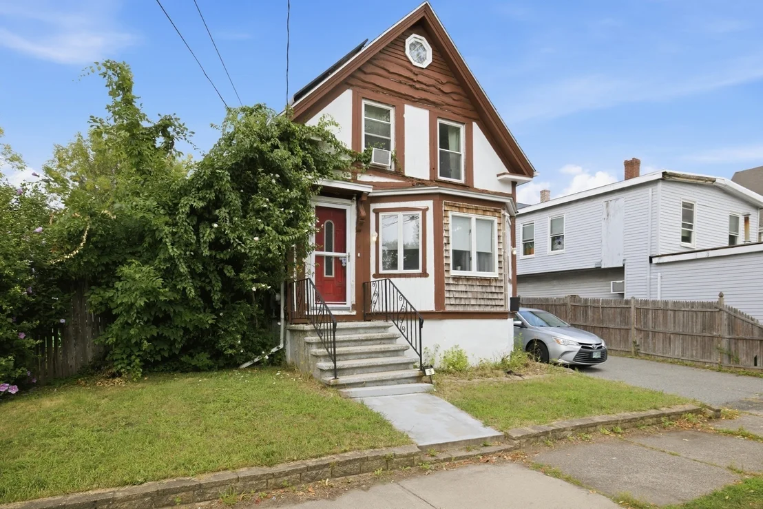 Photo of 18 Melvin Ave