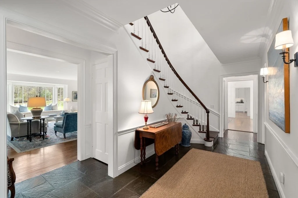 Photo of 10 Main Street