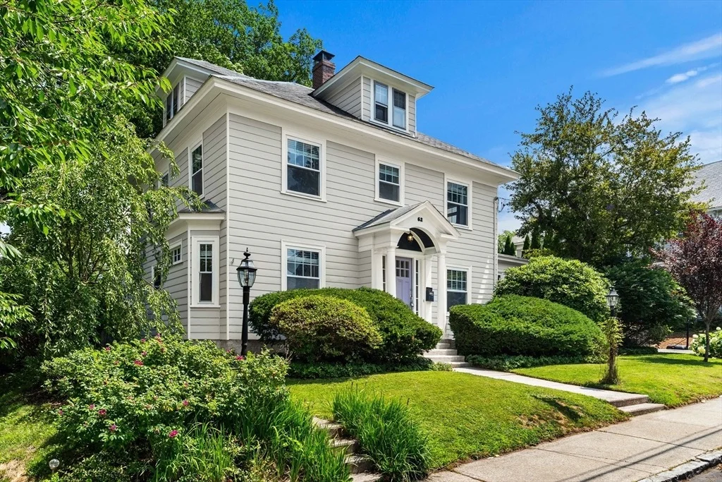 Photo of 62 Parkview Ave