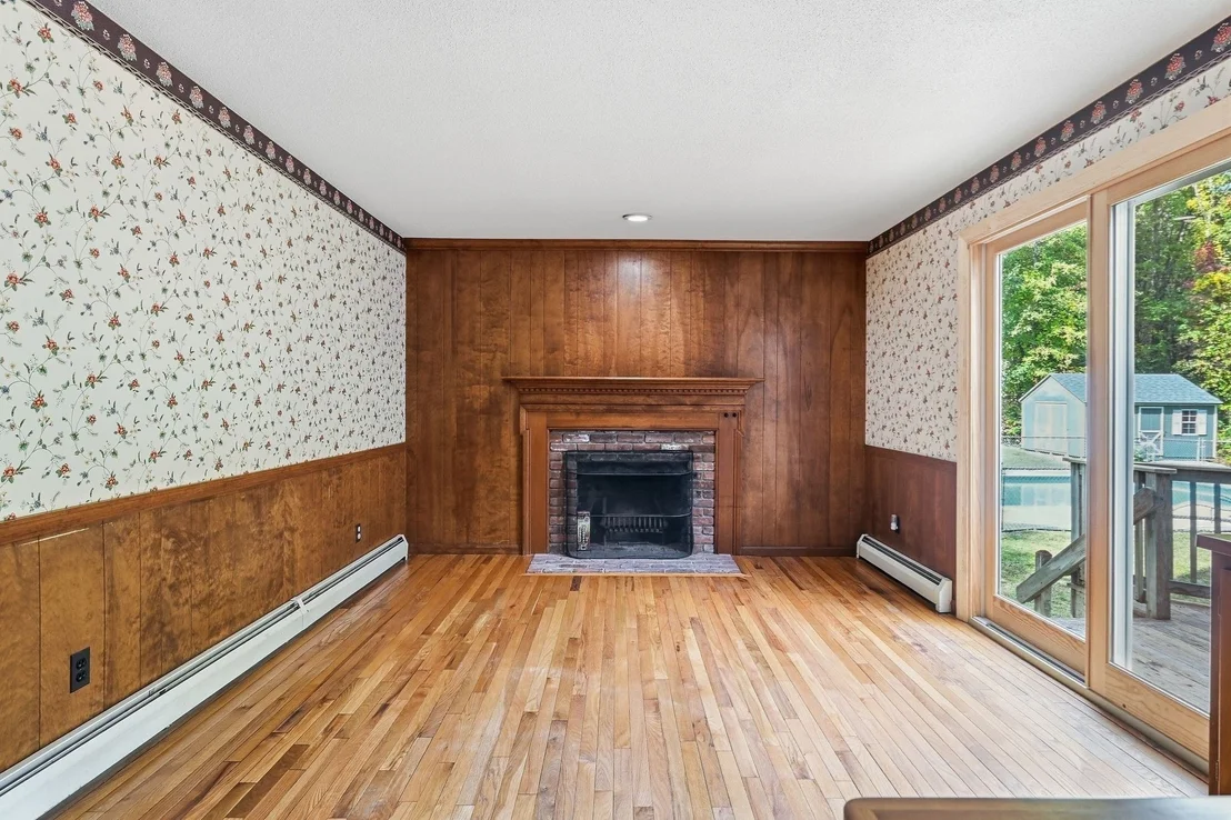 Photo of 4 Edson Dr