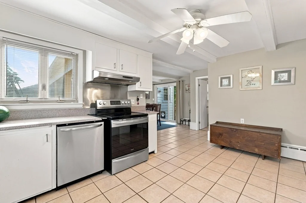 Photo of 2 Lisa Ave