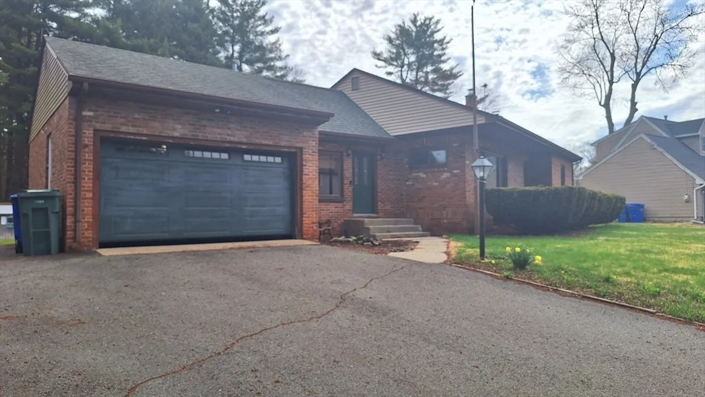Photo of 115 Senator St