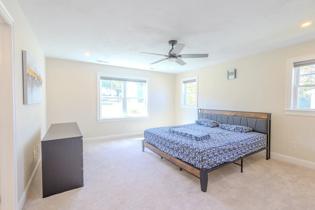 Photo of 26 Iris Ln