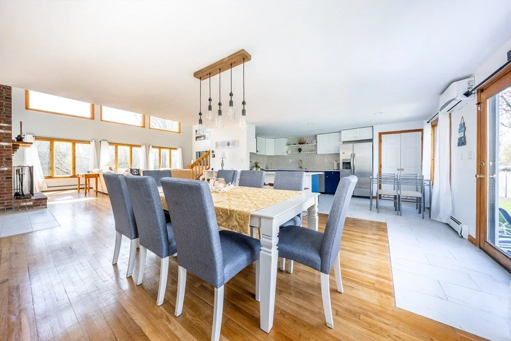 Photo of 33 Island View Rd