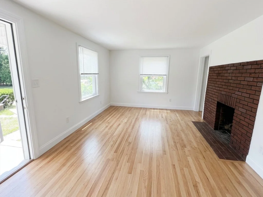 Photo of 22 Hanson Ave