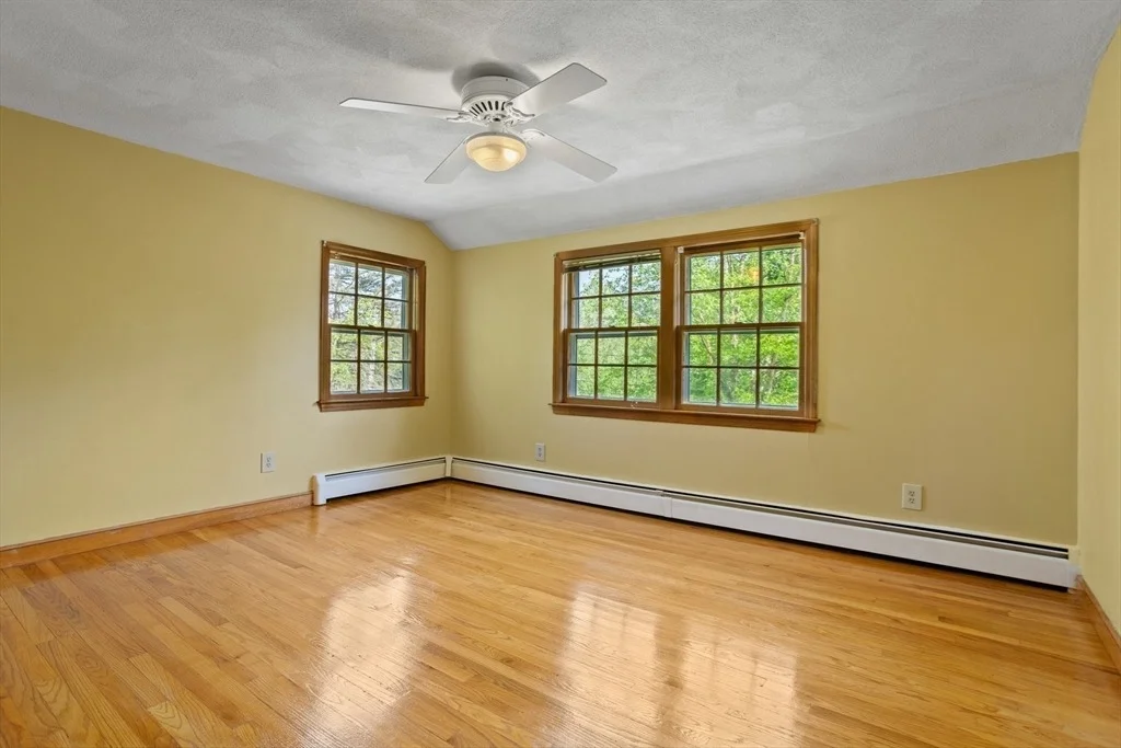 Photo of 35 Glenridge Drive